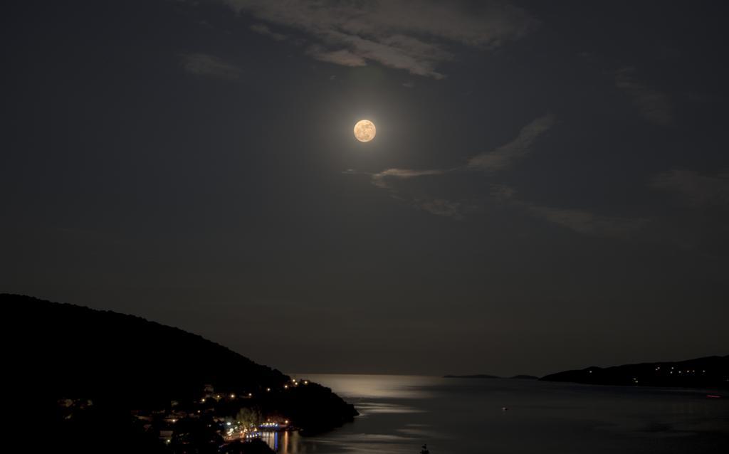 Stella Studios Poros Town Exteriér fotografie